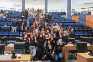 Parlamento Jovem 2026 da Câmara Municipal de São José dos Pinhais  inicia atividades e elege mesa diretiva feminina